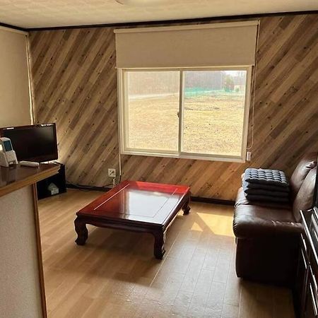 暮らすように過ごす温泉宿　白老大使館 Shiraoi Екстер'єр фото